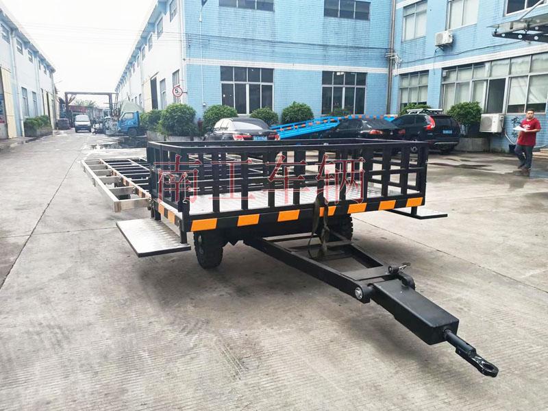 4吨球友会(中国)带小框架铝花纹板