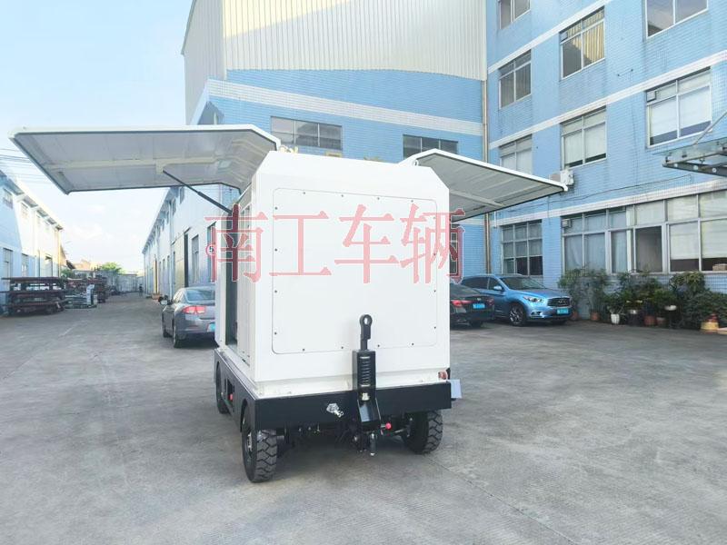 2吨电动球友会(中国) 飞翼箱式电动工具拖车