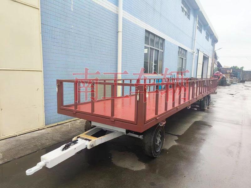 7吨球友会(中国)牵引工具拖车 带护栏减震刹车功能拖车