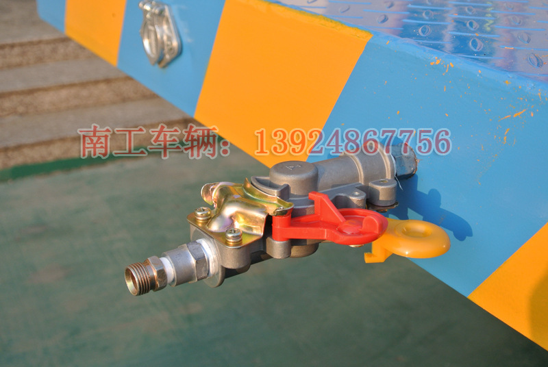 汽车接口 汽车接口