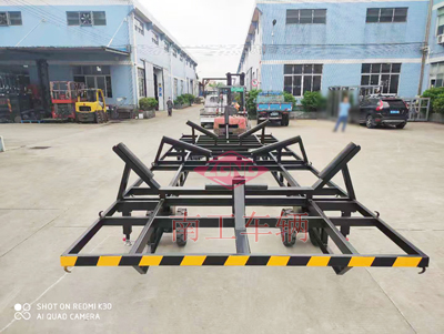 1672811925113893.jpg 6吨牵引游艇拖车骨架式拖车3I.jpg