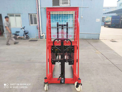 1672974044776589.jpg 1吨手动卷筒纸工具车2I.jpg