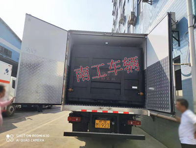 1675300473184875.jpg 2吨内置汽车尾板2I.jpg