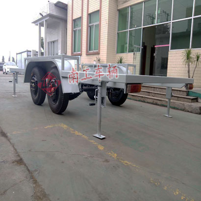 1676512185364111.jpg 4吨骨架式全挂平板车3I.jpg