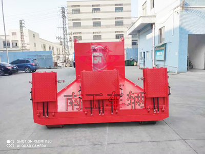 1684569222611763.jpg 7吨消防泵拖车2I.jpg