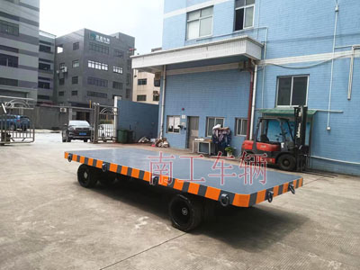 1689648429803513.jpg 25吨重型工业球友会(中国)全挂式牵引拖车底盘带牵引环3I.jpg