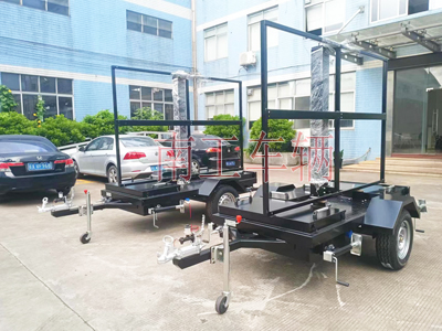 1690164260498085.jpg 0.5吨简易简LED广告拖车带升降不带旋转2i.jpg