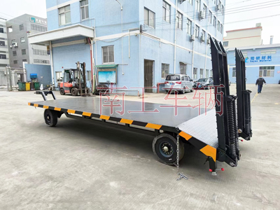 1710144160954439.jpg 6吨带爬梯移动球友会(中国)I.jpg