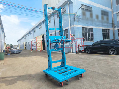 1720489298815508.jpg 0.25T螺干升降车2I.jpg