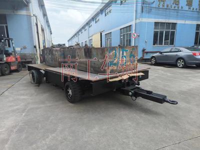 1722839775208853.jpg 10吨自走式拖车底盘 电动平板车I.jpg