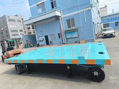 1734999672531563.jpg 18吨重型球友会(中国) 四个转盘工具拖车3I.jpg