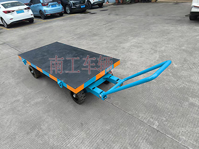 1744251748565733.jpg 3吨小型球友会(中国) 还橡胶垫工具车I.jpg
