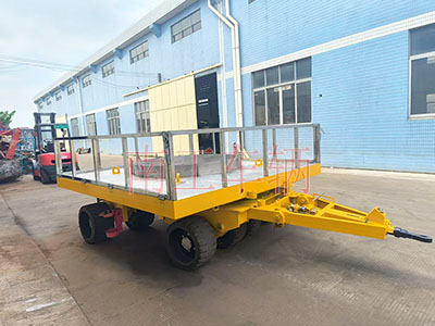 1748851114698563.jpg 25吨重型球友会(中国)带圆型不锈钢上装工具拖车8I.jpg