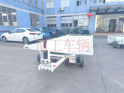 8吨骨架式牵引华体会(中国)一站式服务平台带小框白色4I.jpg